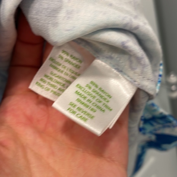 Lilly Pulitzer Sz 6 dress, blue and white elephant print. - Picture 4 of 5